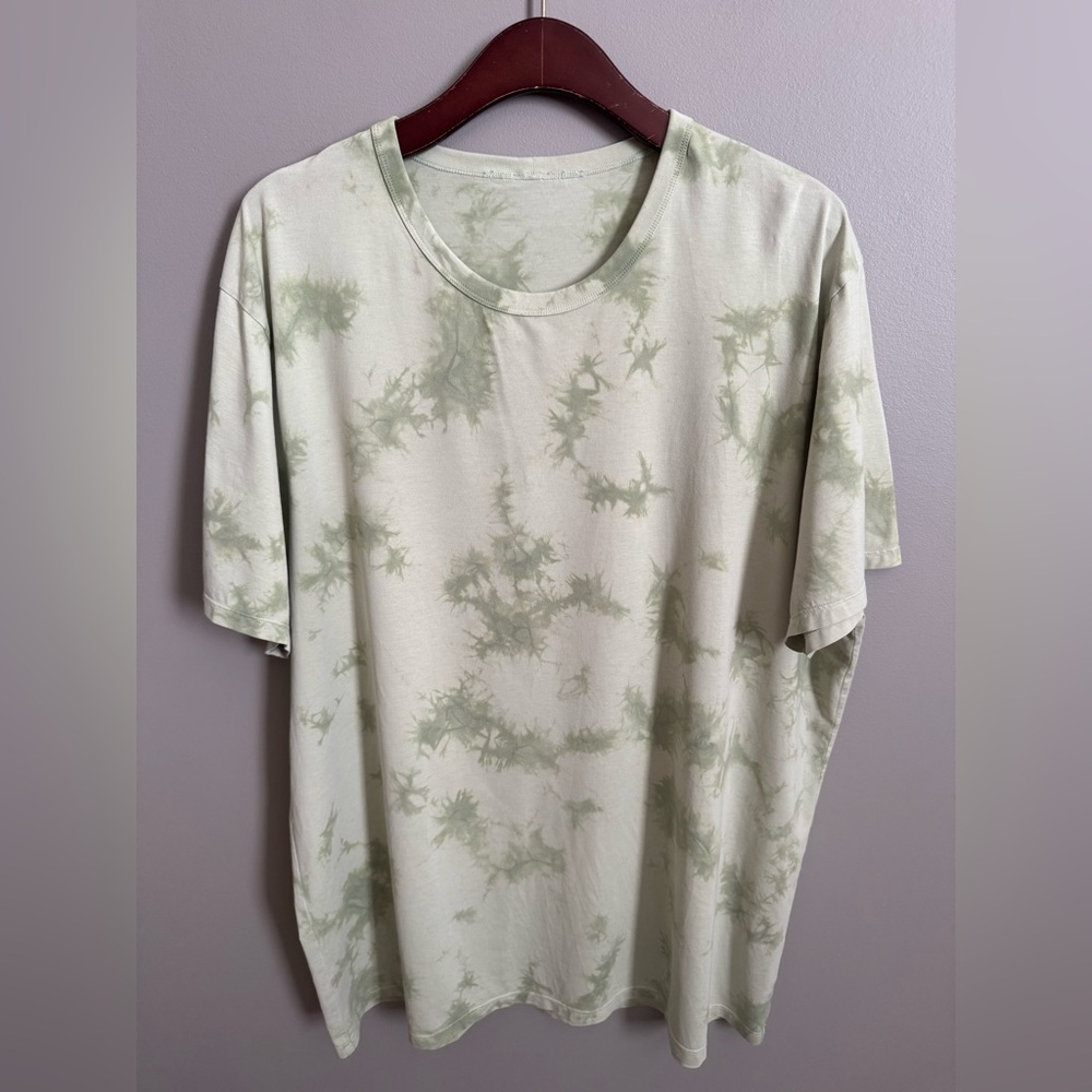 Lululemon The Fundamental T-Shirt